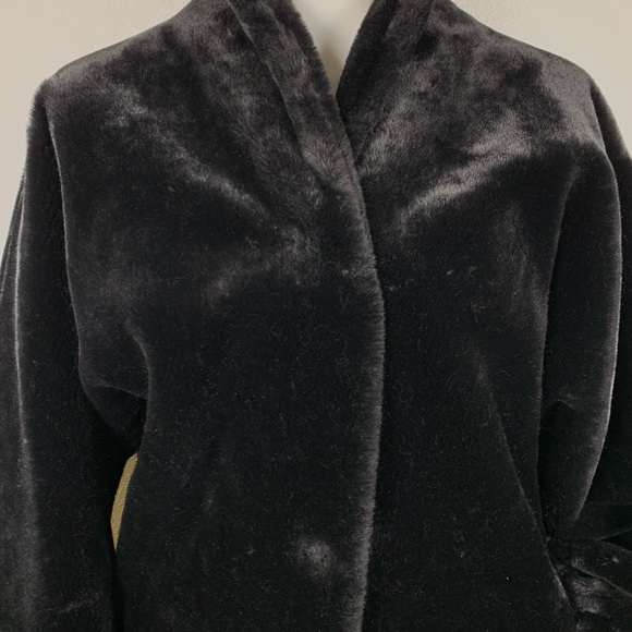 Vintage Monterey Fashion Fur Coat 🌹 - Picture 2 of 8